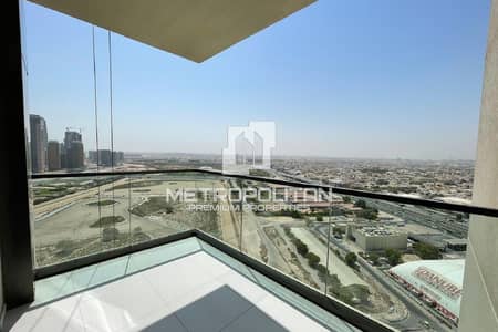 2 Bedroom Hotel Apartment for Rent in Business Bay, Dubai - Newly Listed | Middle Floor | Canal View