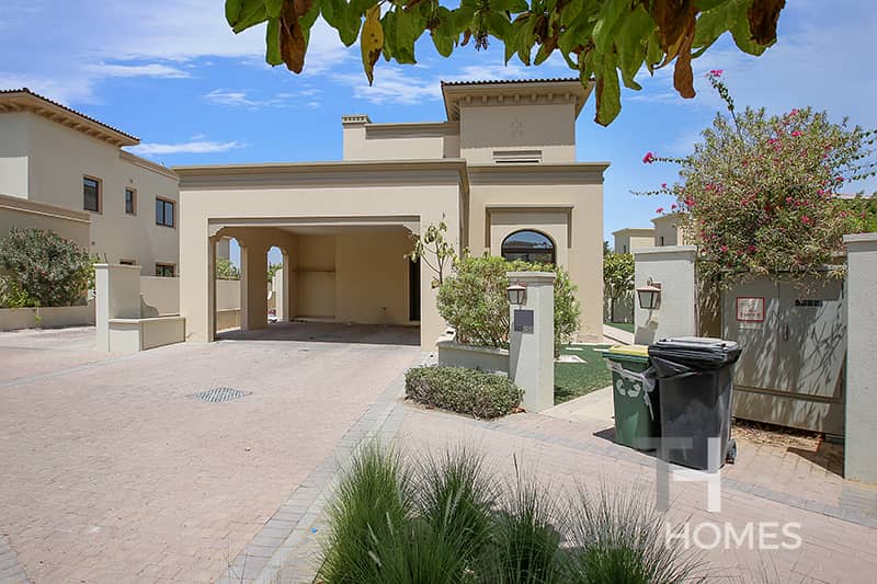 Vacant | Landscaped Garden | Close to Park Vacant | Landscaped Garden | Close to Park