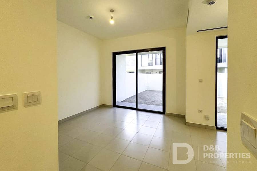 Great Location | Big Layout | Brand New | Spacious Great Location | Big Layout | Brand New | Spacious