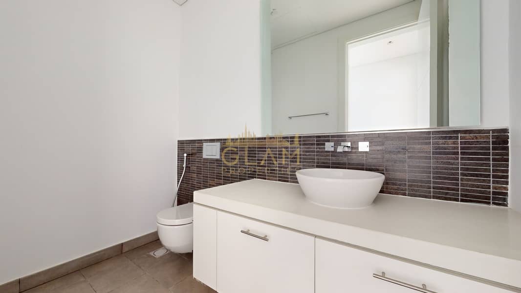 10 GLAM-PROPERTIES-Seventh-Heaven-Apartments-10242023_152029. jpg