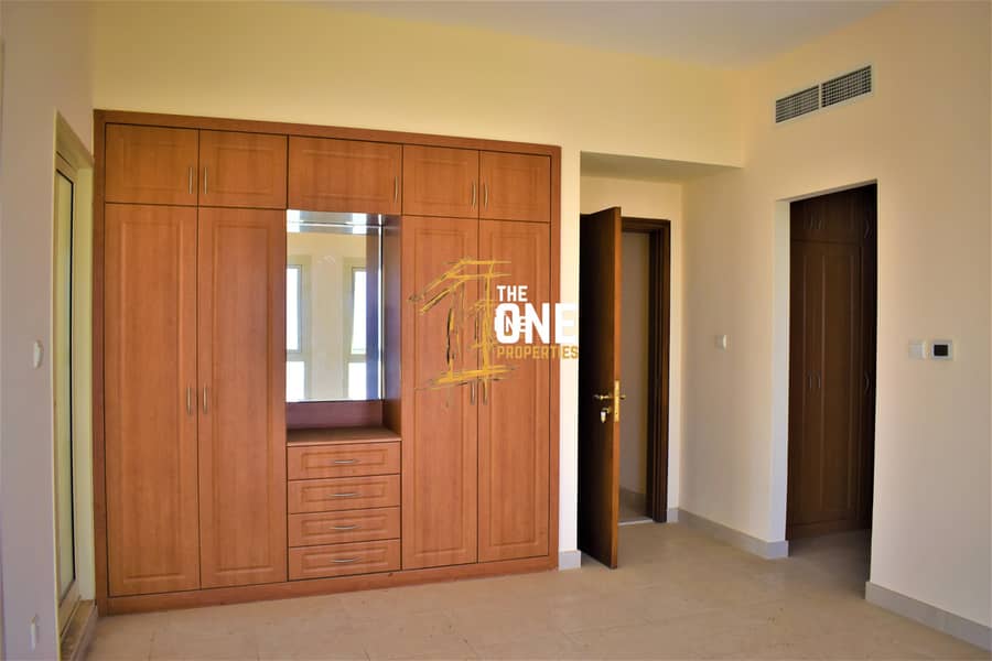 39 3 Bedroom + Maid I Mid Floor I Stunning View  Apartment For Rent