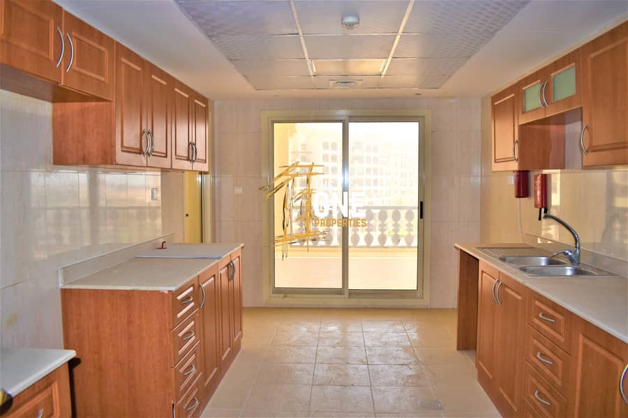 49 3 Bedroom + Maid I Mid Floor I Stunning View  Apartment For Rent