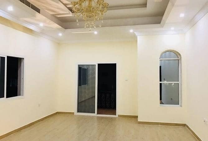 Villa For Sill Very good finishing and location near the mosque