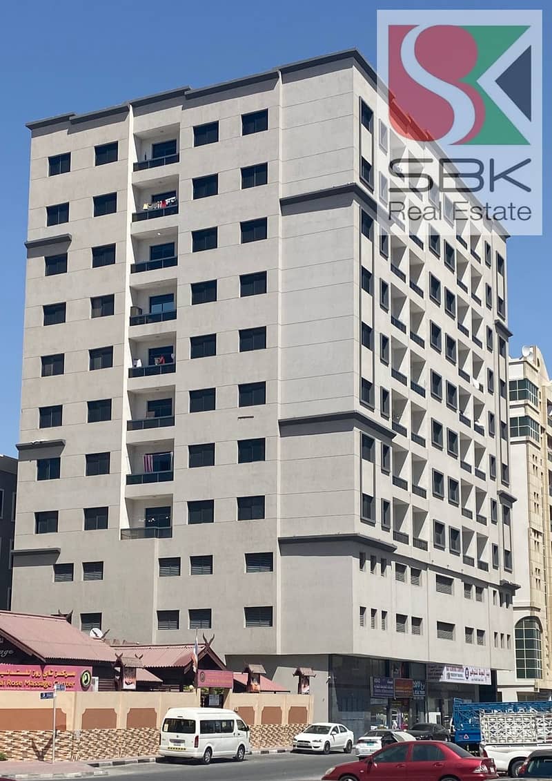 1 BHK Apartment w/ 1 Balcony Available for Rent in Al Atlal Building, Rashidiya 2