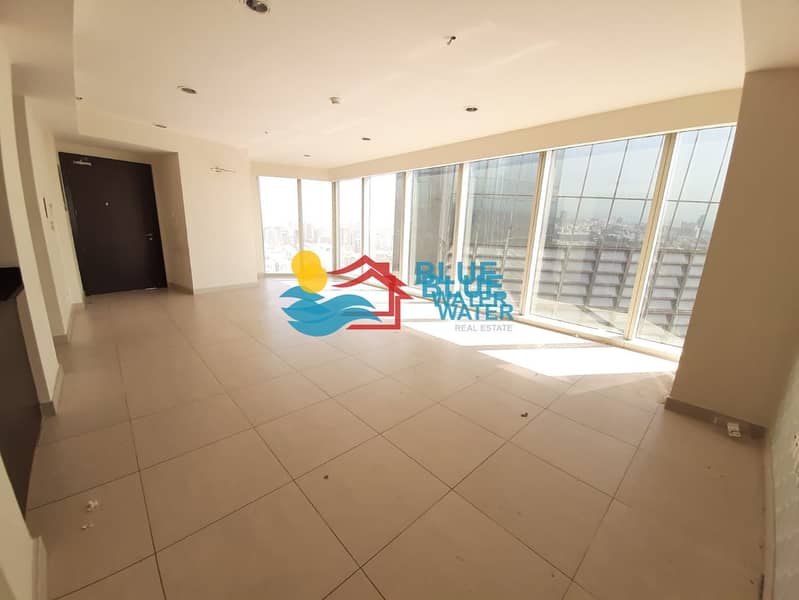 Exclusive deal ! Breathtaking 3 Bedroom apartment with 02 Parking and Gym