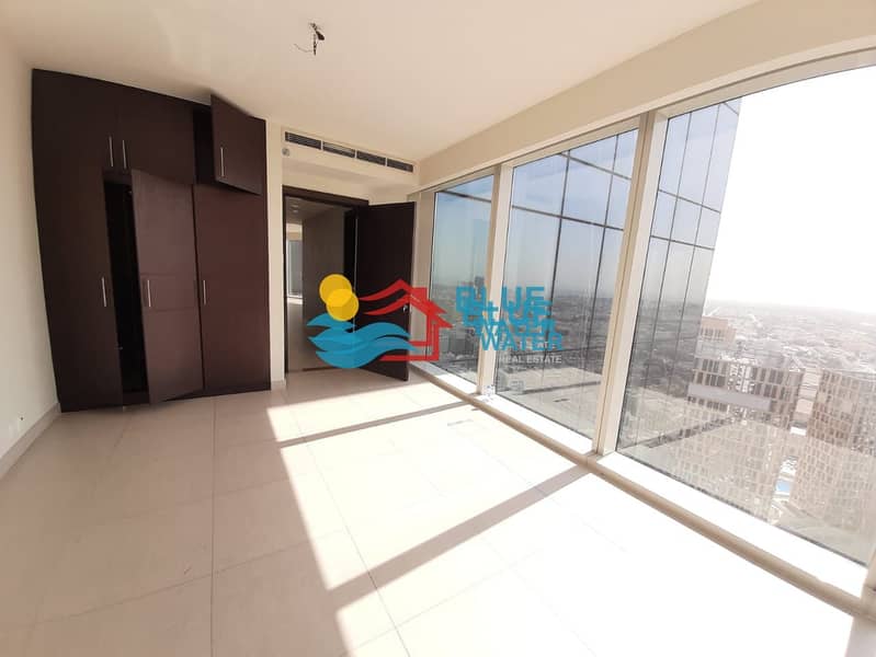 8 Exclusive deal ! Breathtaking 3 Bedroom apartment with 02 Parking and Gym