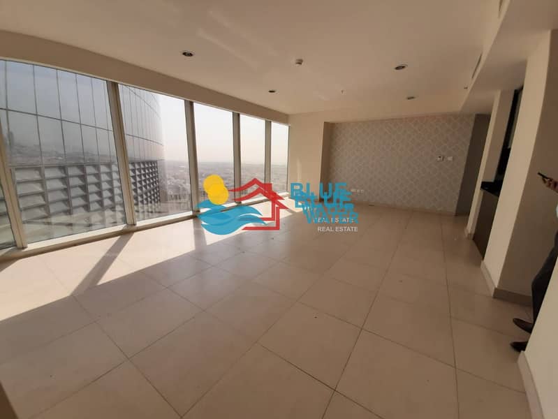 11 Exclusive deal ! Breathtaking 3 Bedroom apartment with 02 Parking and Gym