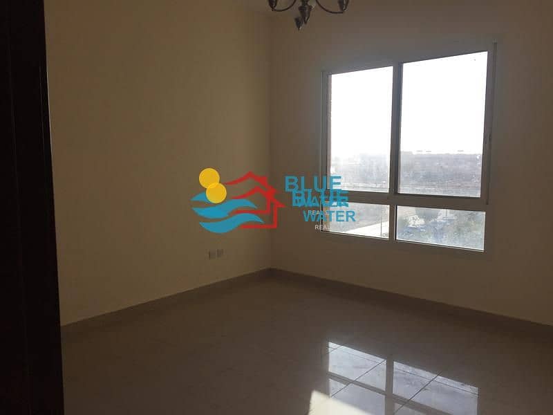 6 Luxury 1Bed Flat with Facilities at MBZ
