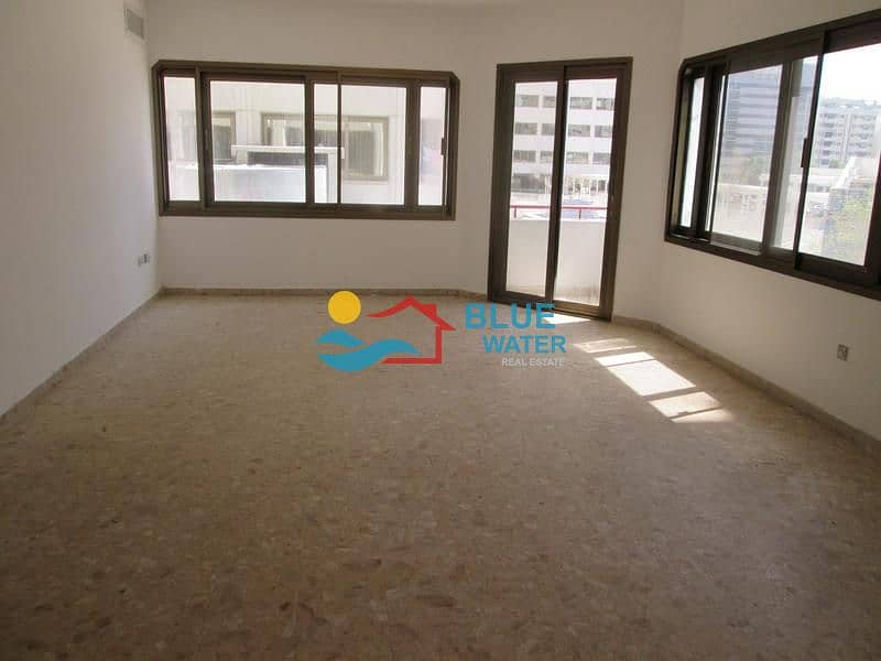 2 No Commission | 3 Br | Maid | Balcony | Parking