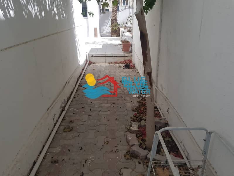 11 Huge 5 BR Villa With Private Garden In Al Mushrif.