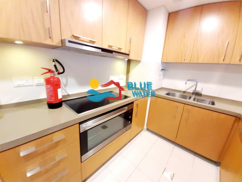4 Kitchen Appliances and All Facilities.