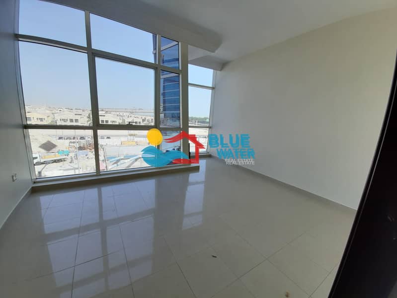 11 Huge 4 BR Balcony Pool Gym Parking Khalifa Park