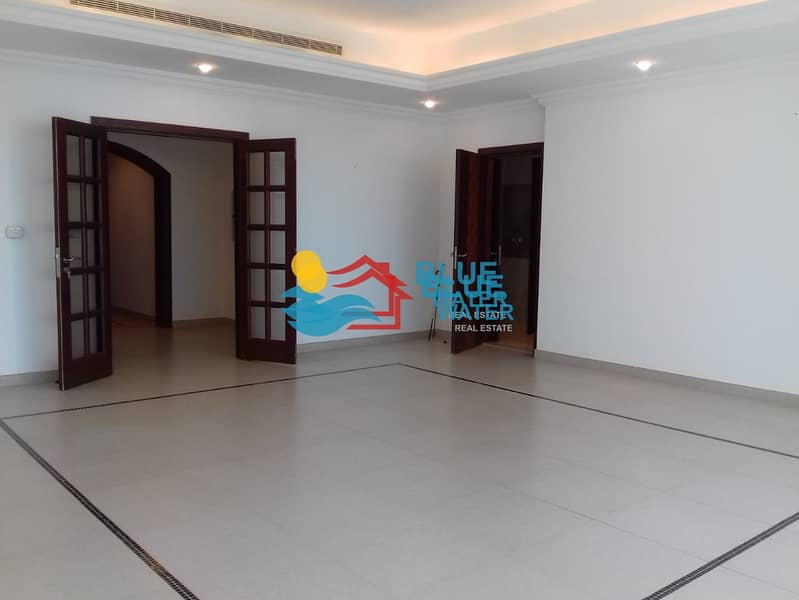 2 No Commission | Amazing | 3 Br | Pool and Gym