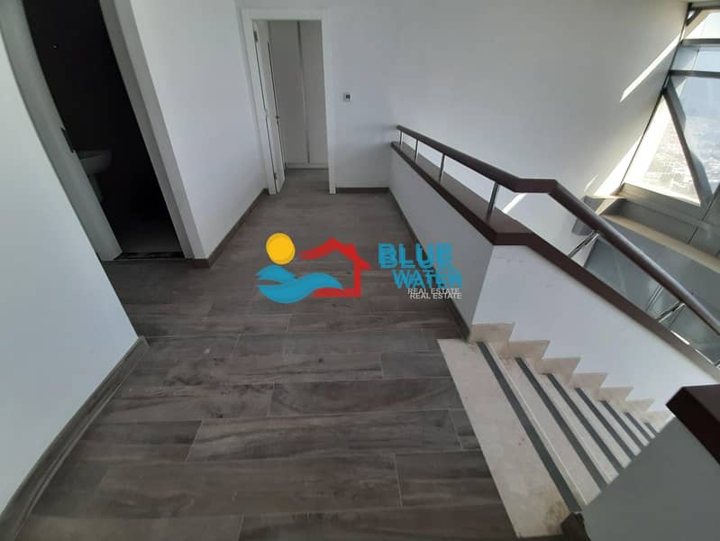 17 Duplex Penthouse 4BR With Amazing View In Al Bateen