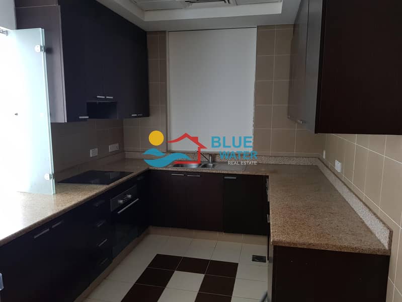 10 Luxurious Flat with equipped kitchen & facilities