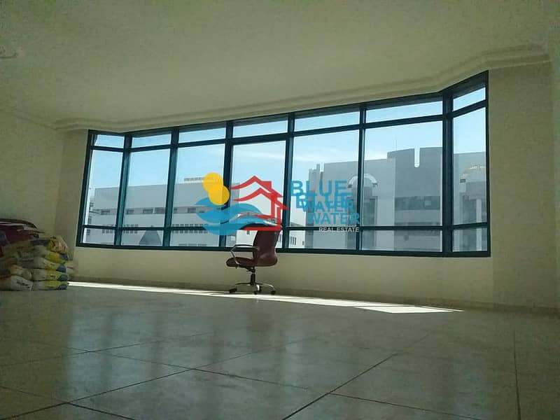 2 No Fee | 3M br | Balcony | Khalidiya