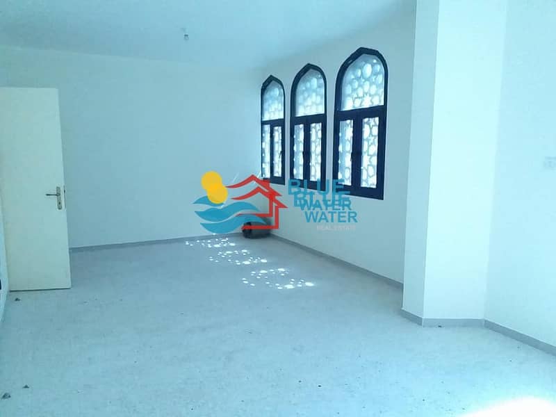 3 No Commission || Spacious 2b Flat at Khalifa Street