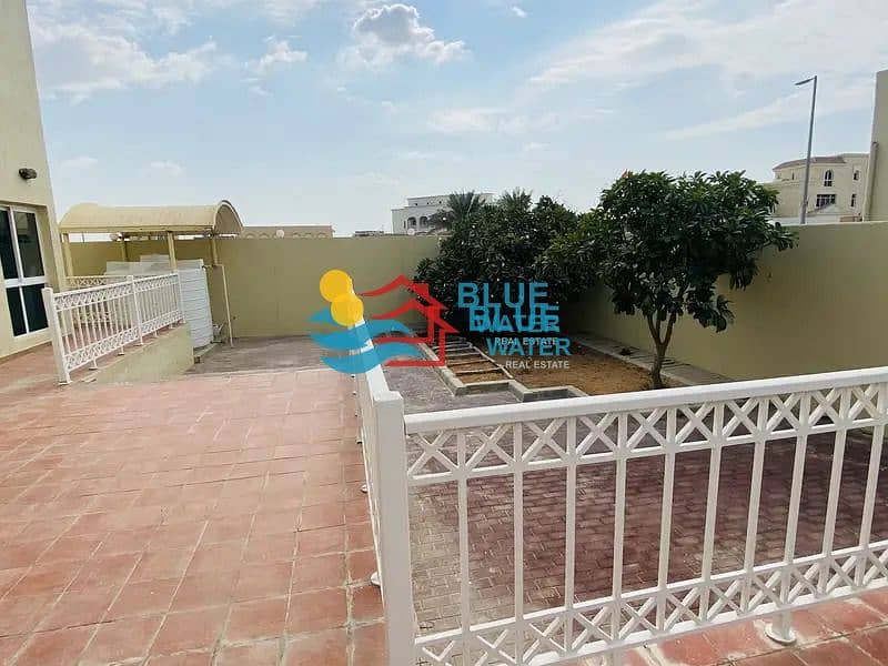 3 Private Entrance 3 master Bed Villa With Pool+Garden In Khalifa City A