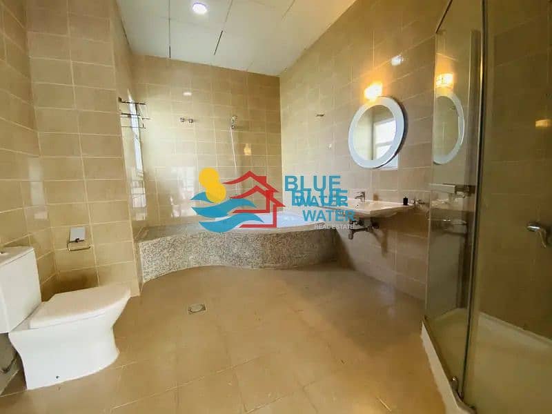 5 Private Entrance 3 master Bed Villa With Pool+Garden In Khalifa City A