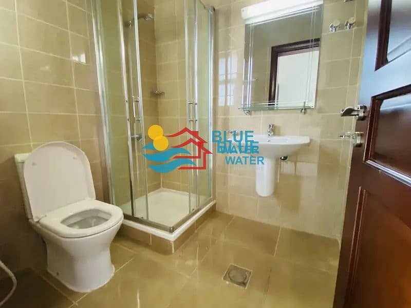 6 Private Entrance 3 master Bed Villa With Pool+Garden In Khalifa City A