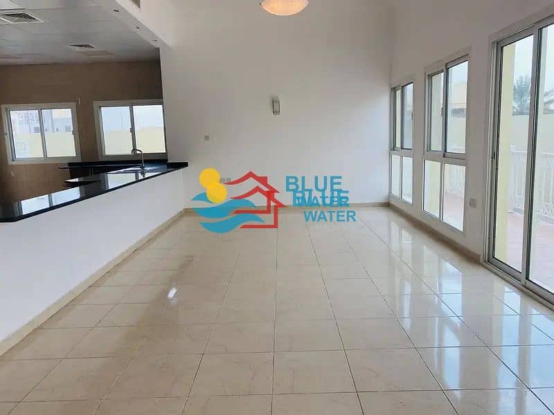 8 Private Entrance 3 master Bed Villa With Pool+Garden In Khalifa City A