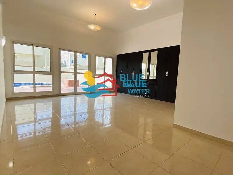 10 Private Entrance 3 master Bed Villa With Pool+Garden In Khalifa City A