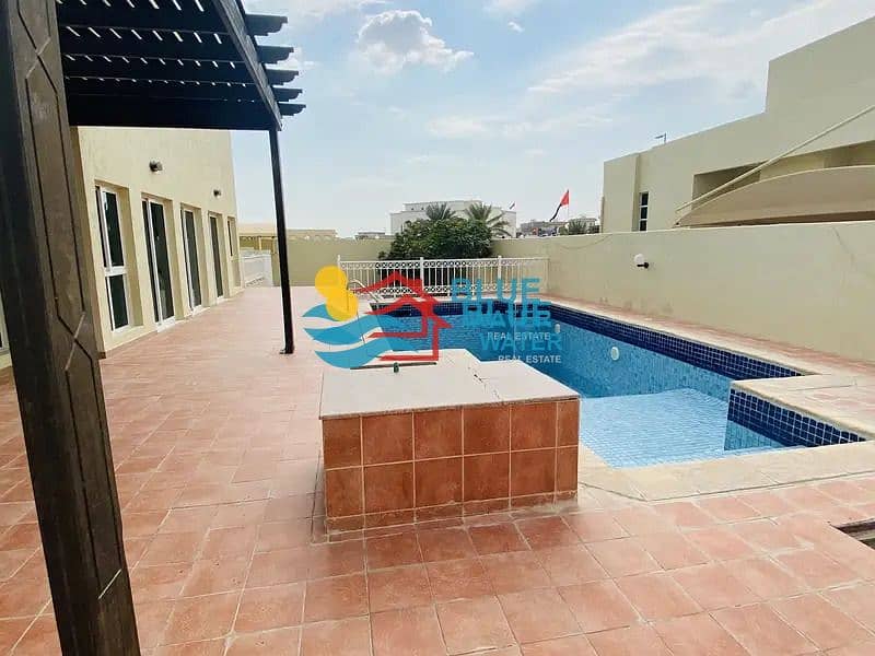 15 Private Entrance 3 master Bed Villa With Pool+Garden In Khalifa City A