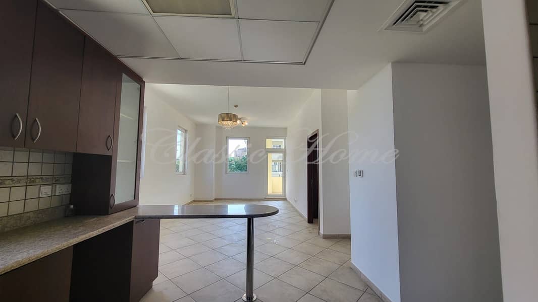 4 kitchen to living room. jpg