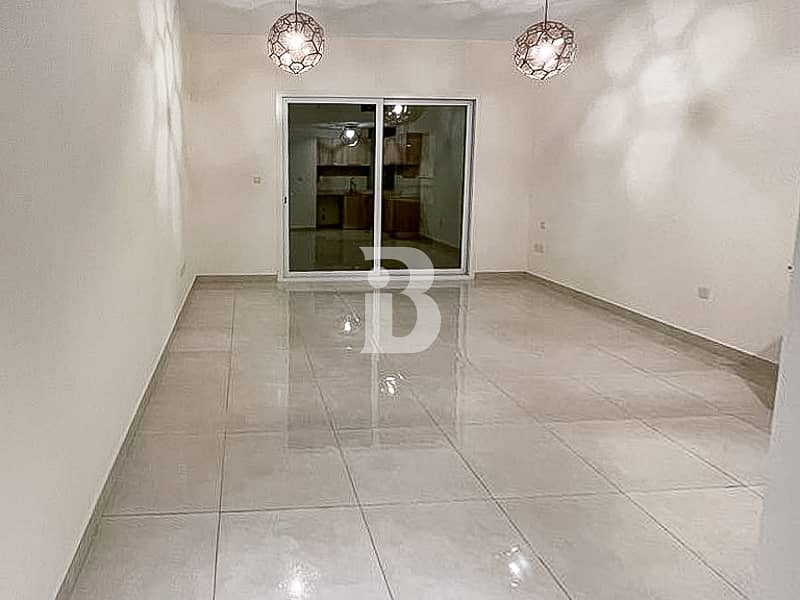 PRIME LOCATION | BUSINESS BAY | HIGH ROI PRIME LOCATION | BUSINESS BAY | HIGH ROI