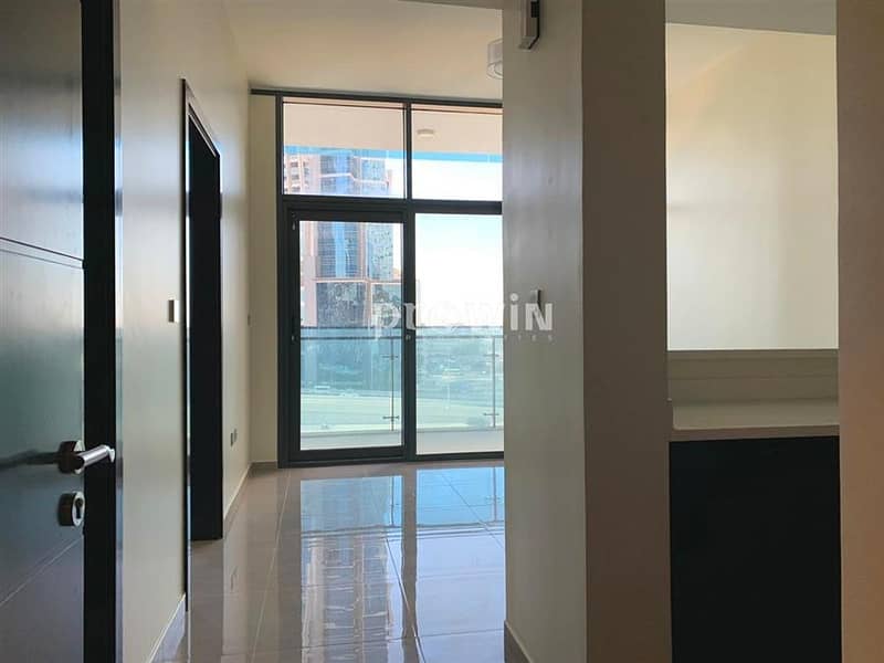 2 Brand New 1 BR Apt | Road View | Prime Location |  Business Bay !!!