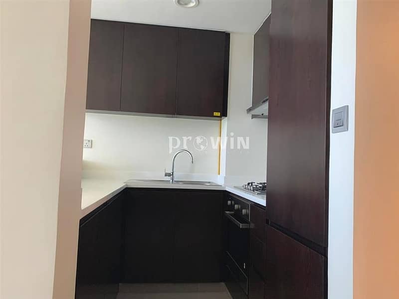 4 Brand New 1 BR Apt | Road View | Prime Location |  Business Bay !!!