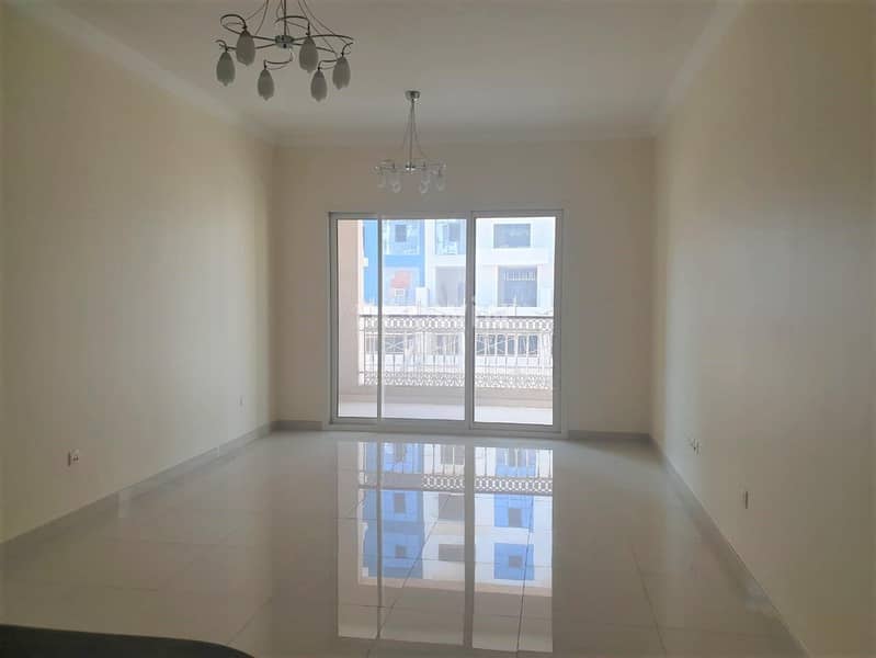 7 1 BR Apartment | Best Price | Miracle Pool View |  Upto 12 Cheques!!!