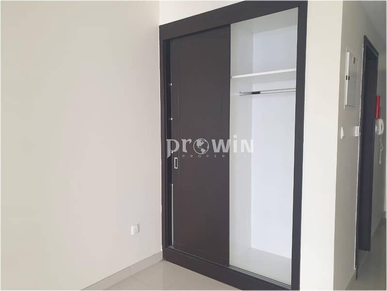6 Studio Apartment | Spacious Different Layout | Upto 12  Cheques !!!