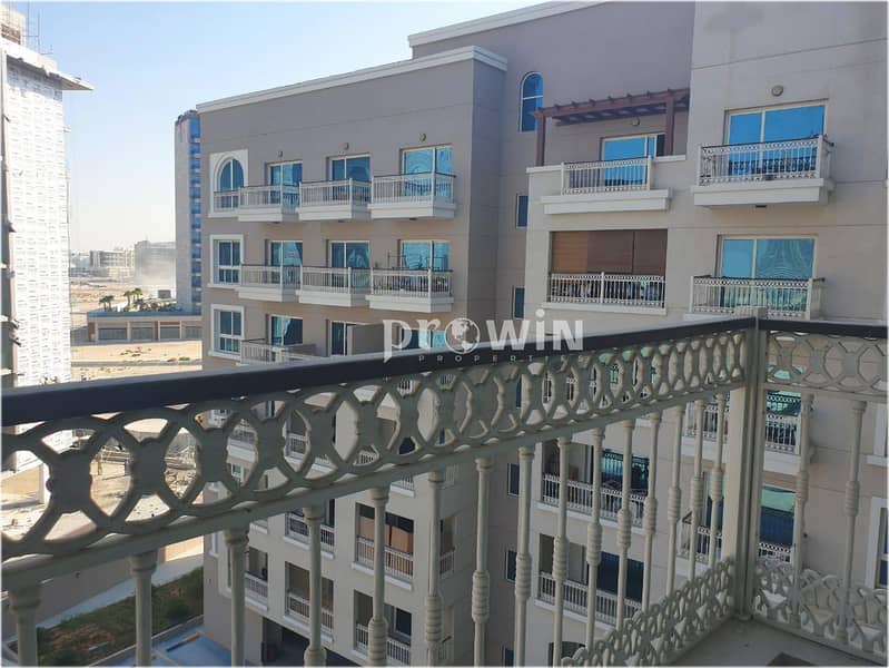 21 Studio Apartment | Spacious Different Layout | Upto 12  Cheques !!!