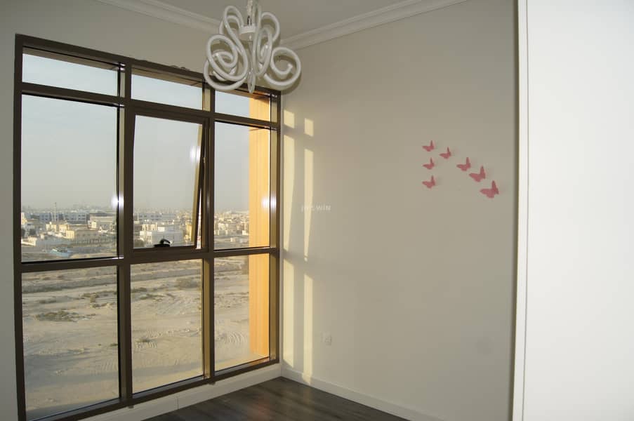 26 Elegant 2 BR | Fully Furnished |  Beautiful Pool View  | Upto 4 Cheques!!!