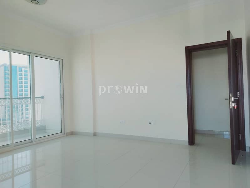 9 2 Bedroom Apartment | Spacious | Bright | Prime Location !!!