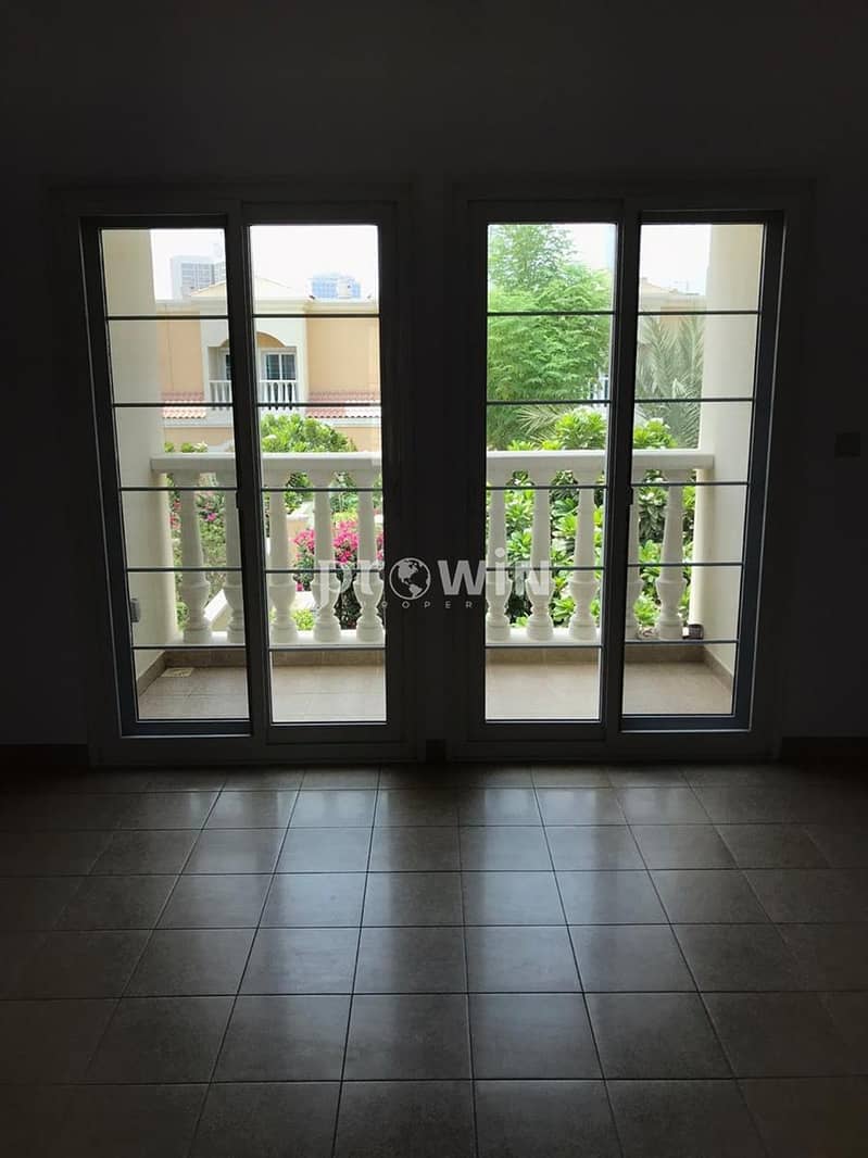 12 Beautiful - Well maintained 1 Bedroom   Converted 2 Bedroom Duplex Townhouse for Sale !!!