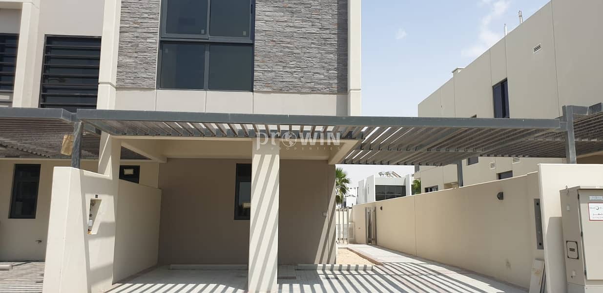 21 Corner Villa | With Maids Room | Best Layout | Damac Hills  !!!