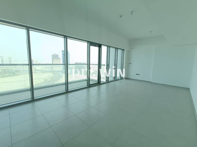 Best of skyline views | Vacant | pay 20% move in  | With maids room | separate kitchen