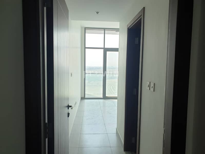 2 Bright 1BR Apartment | Very Spacious |  Upto 4 Cheques!!!