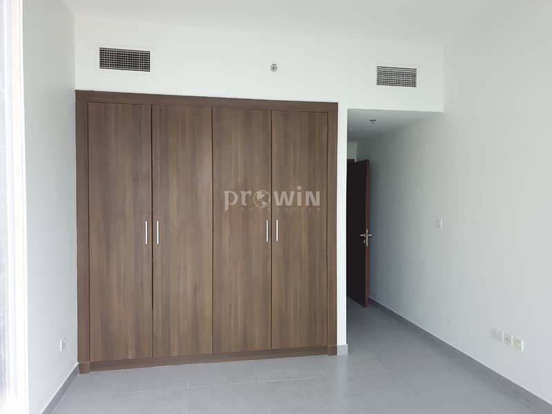3 Bright 1BR Apartment | Very Spacious |  Upto 4 Cheques!!!