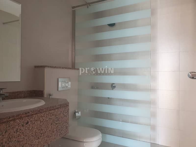 10 Luxurious 1BR | Well Maintained | Bright Pool View | Upto  4 Cheques!!!