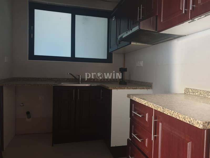 3 Spacious 2BR Apartment | Well Maintained | Pool View | Upto 4 Cheuques!!!