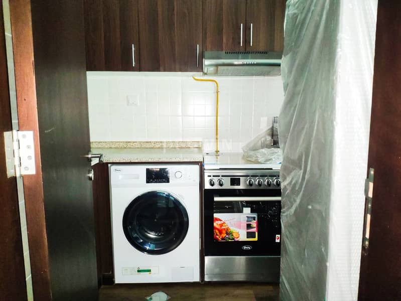 11 Chiller Free | 2BR Apartment | Well Maintained | Upto 2 Cheques !!!