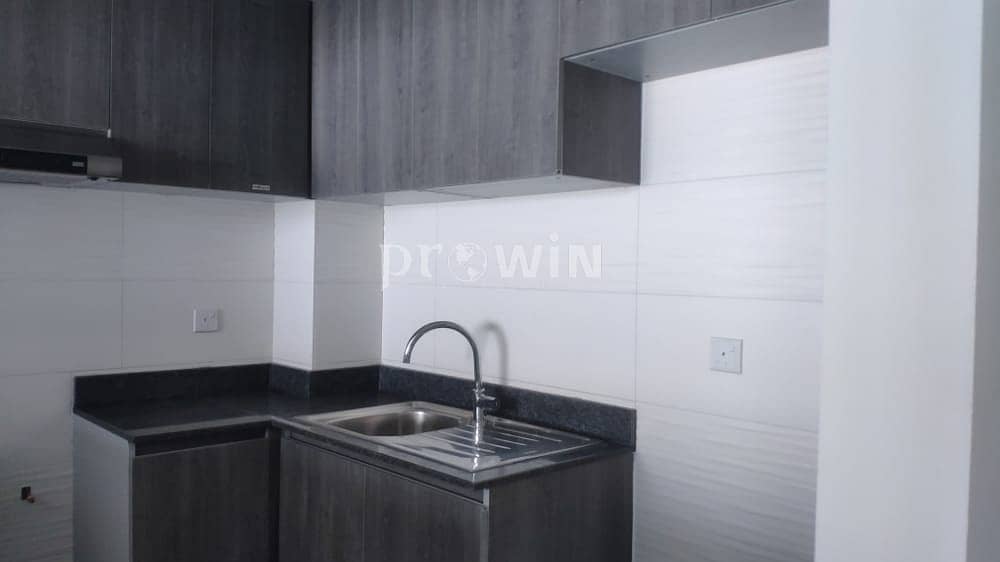 10 Brand New Building | 1  Month Free | Closed kitchen  | Spacious 1 Br Apt !!!