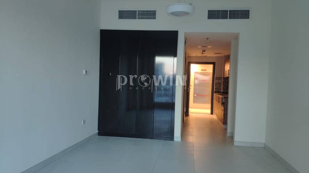 2 4 Cheques | Studio Apt For Rent With Large Living Room| Excellent Locations !!!