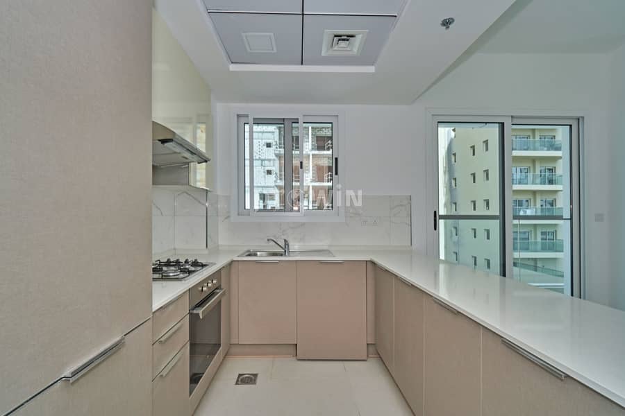5 Brand New 1 BR  with Stunning Quality | Excellent Location  !!!