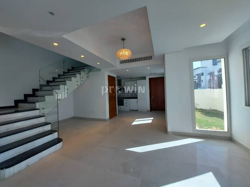 23 4 Bhk plus Maid Corner Villa with Huge Garden | Close to Exit and with Terrace in each Floors |