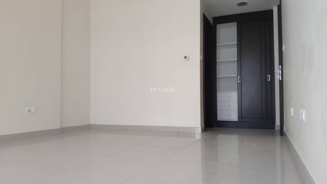 3 Chiller Free 1 BR Apt |  Up to 12 Cheques | Modern Spacious | Very Beautiful Unit !!