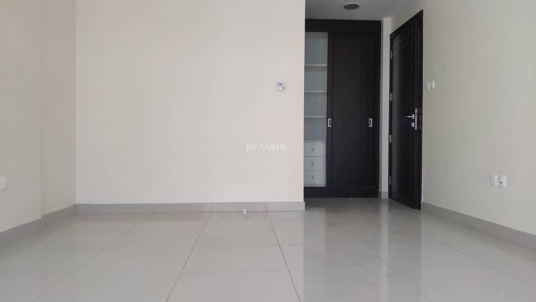 7 Chiller Free 1 BR Apt |  Up to 12 Cheques | Modern Spacious | Very Beautiful Unit !!